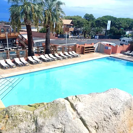 Camping Trigano évolution 35 Climatisé, 3 Dans 4 étoiles à La Presqu'ile Du Barcares