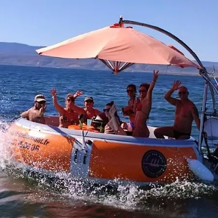 Mobil-home Climatisé, Confort, 3 Chambres, Sans Vis à Vis, Dans 4 étoiles à La Presqu'ile Du Barcares * Le Barcarès