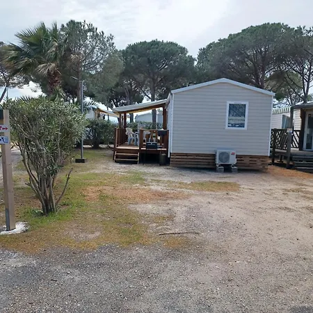 Mobil-home Climatise, Confort, 3 Ch, 6 Pers, Sans Vis A Vis, Dans 4 Etoiles A La Presqu'ile Du Barcares Le Barcarès