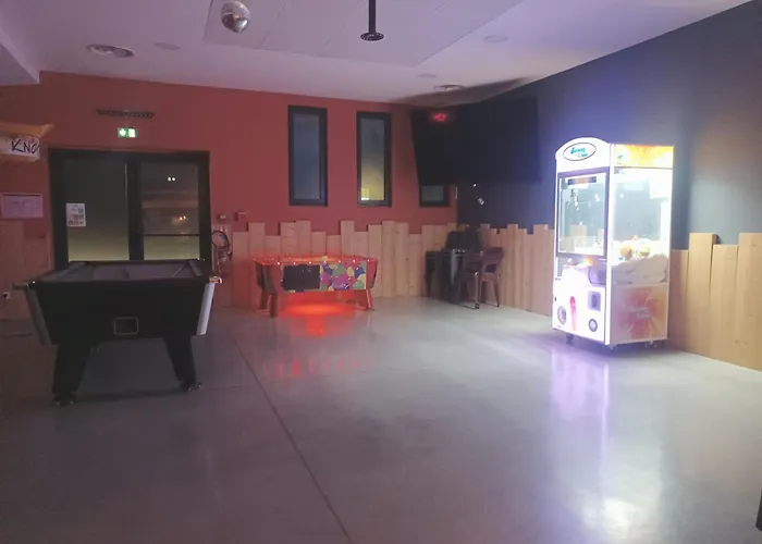 Mobil-Home Climatise, Tout Confort, 3 Chambres, Sans Vis A Vis, Dans Camping 4 Etoiles A La Presqu'Ile Du Barcares Le Barcarès